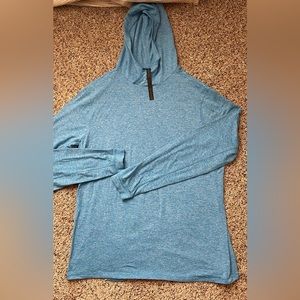 Men’s lululemon long sleeve hoodie